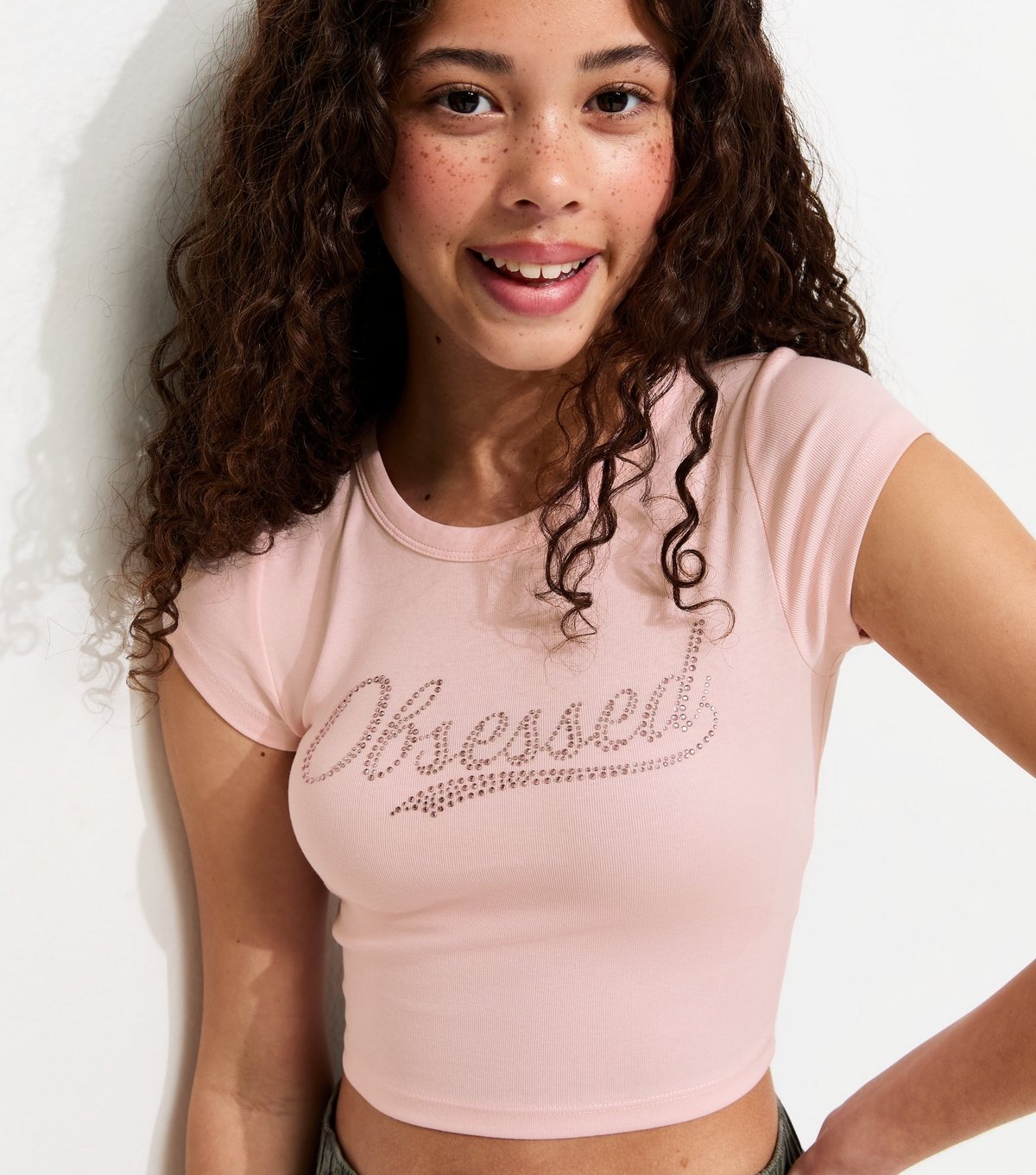 New Look Girls' Light Pink Obsessed Embellished Cotton Cap Sleeve Crop Top New Look - 2