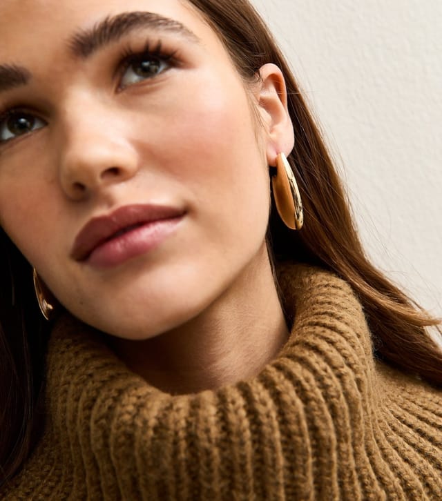 New Look Gold Tone Long Oval Dome Drop Earrings New Look - 2