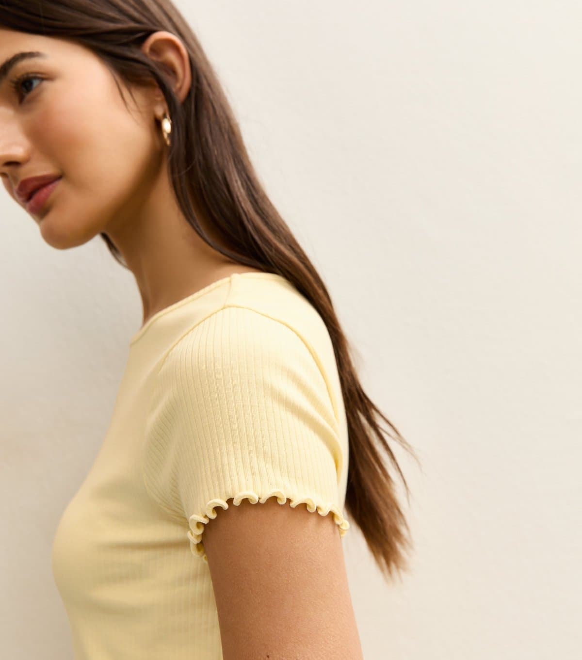 New Look Women's Light Yellow Short Sleeve Frilly Trimmed Top New Look