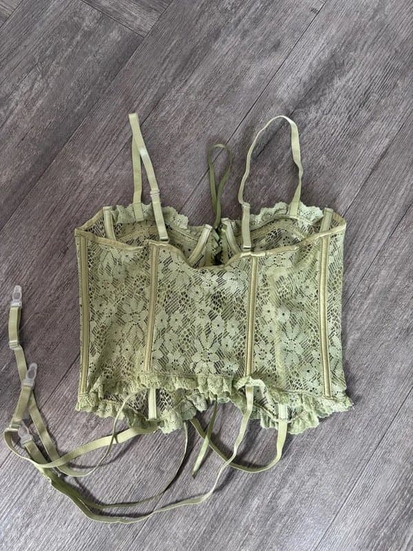 Source Unknown Front lace up green yk2 corset