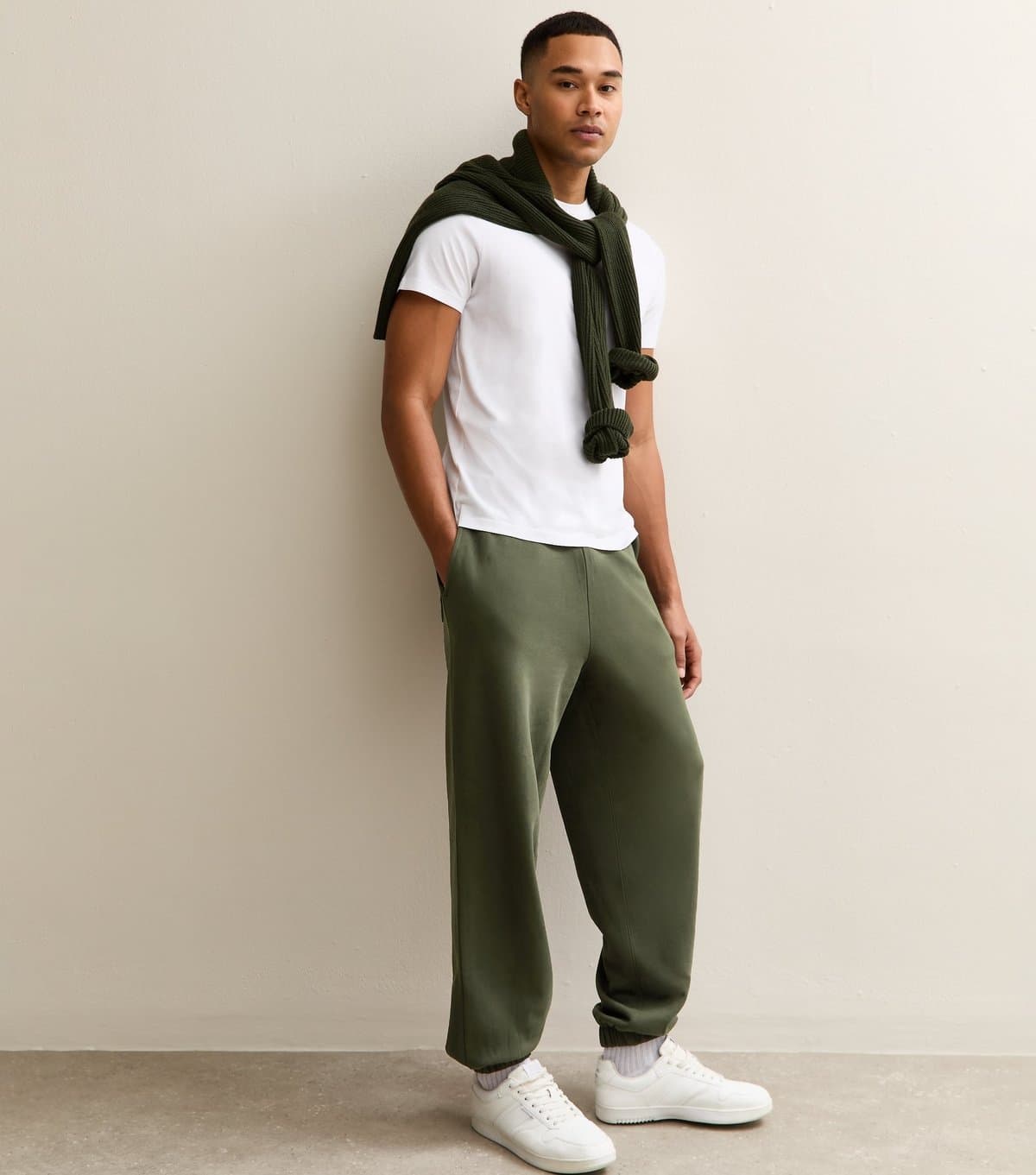 New Look Men's Dark Khaki Oversized Cuffed Ankle Joggers New Look