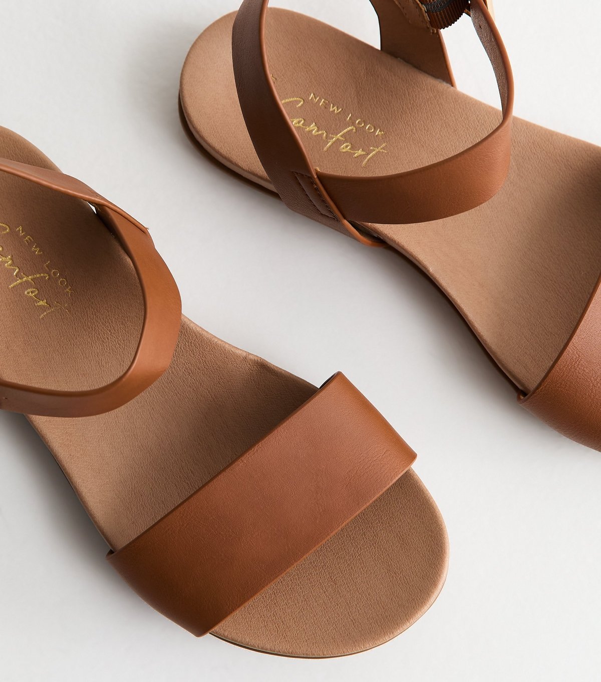 New Look Women's Wide Fit Tan Faux Leather Flat Sandals Vegan New Look - 4