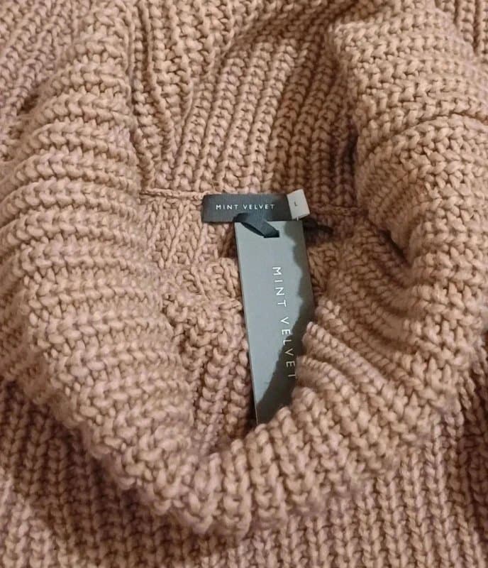 Mint Velvet Mint Velvet Neutral Roll Neck Chunky Waistcoat- size L (16/18)