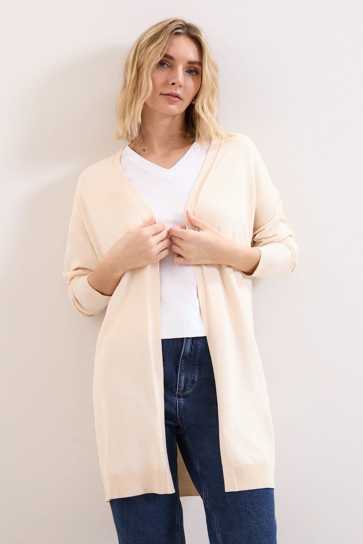 Phase Eight Phase Eight Women's Sabrina Longline Open Front Cardigan in Cream