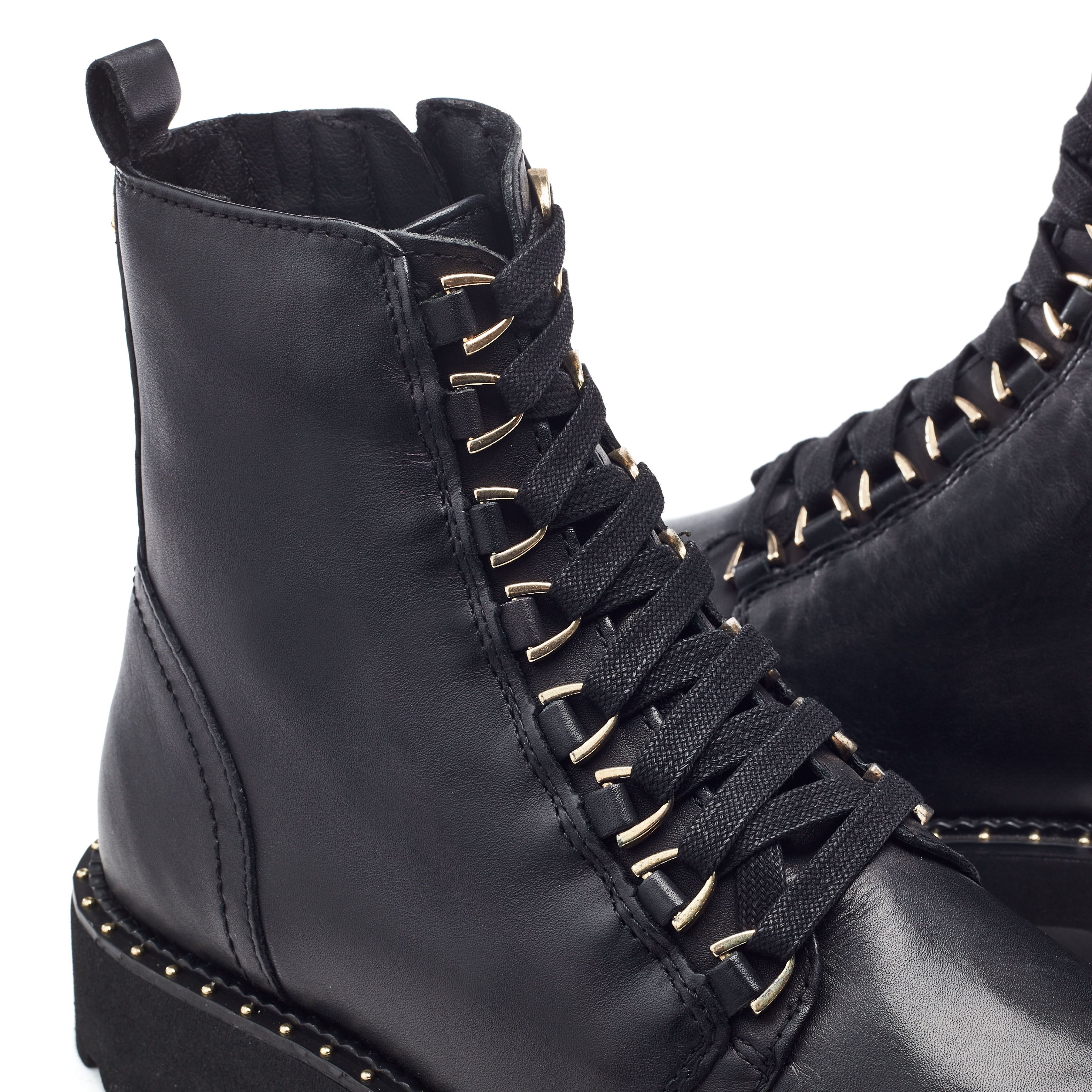 Moda In Pelle Moda In Pelle Women's 'Otabi' Leather Ankle Boots in Black - 3