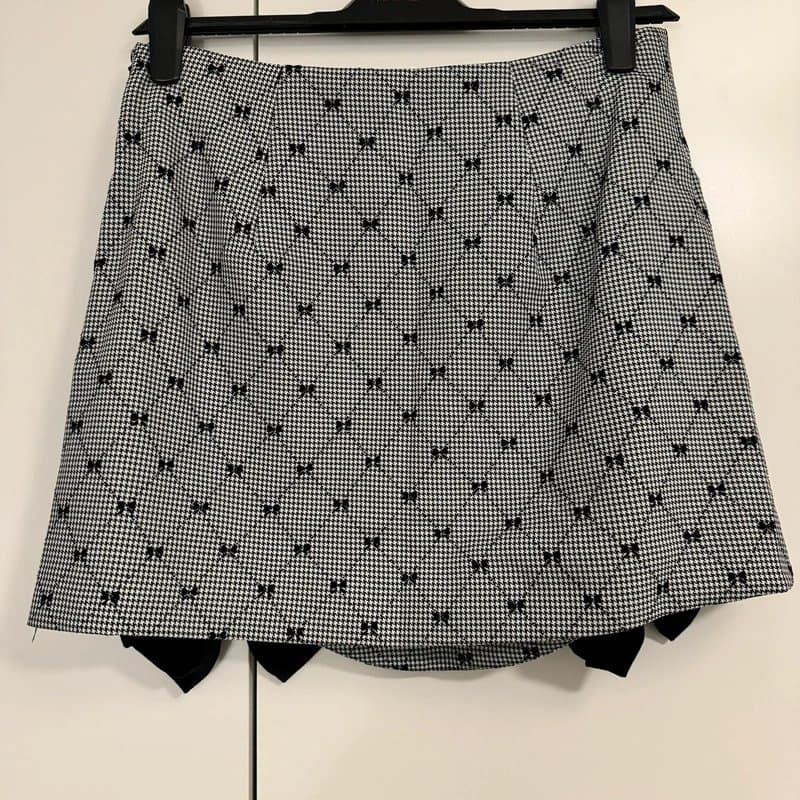 ASOS ASOS luxe tailored skirt with velvet bows black and white size 12