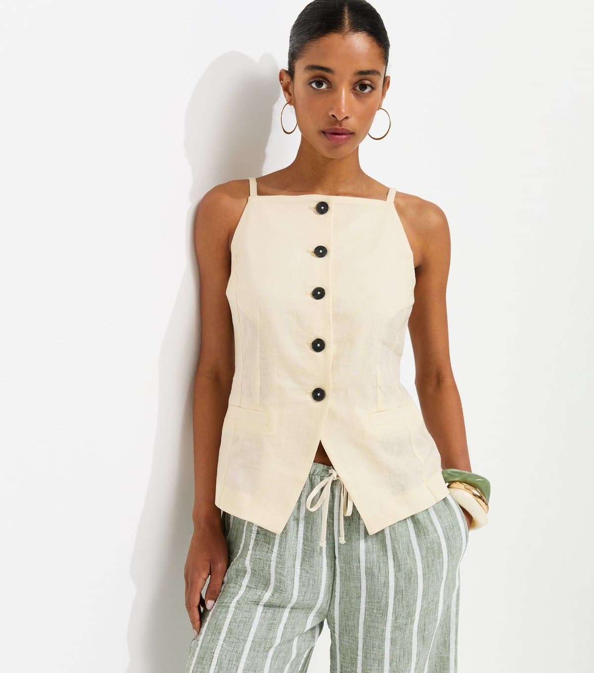 New Look Women's White Linen Rich Thin Strap Waistcoat New Look