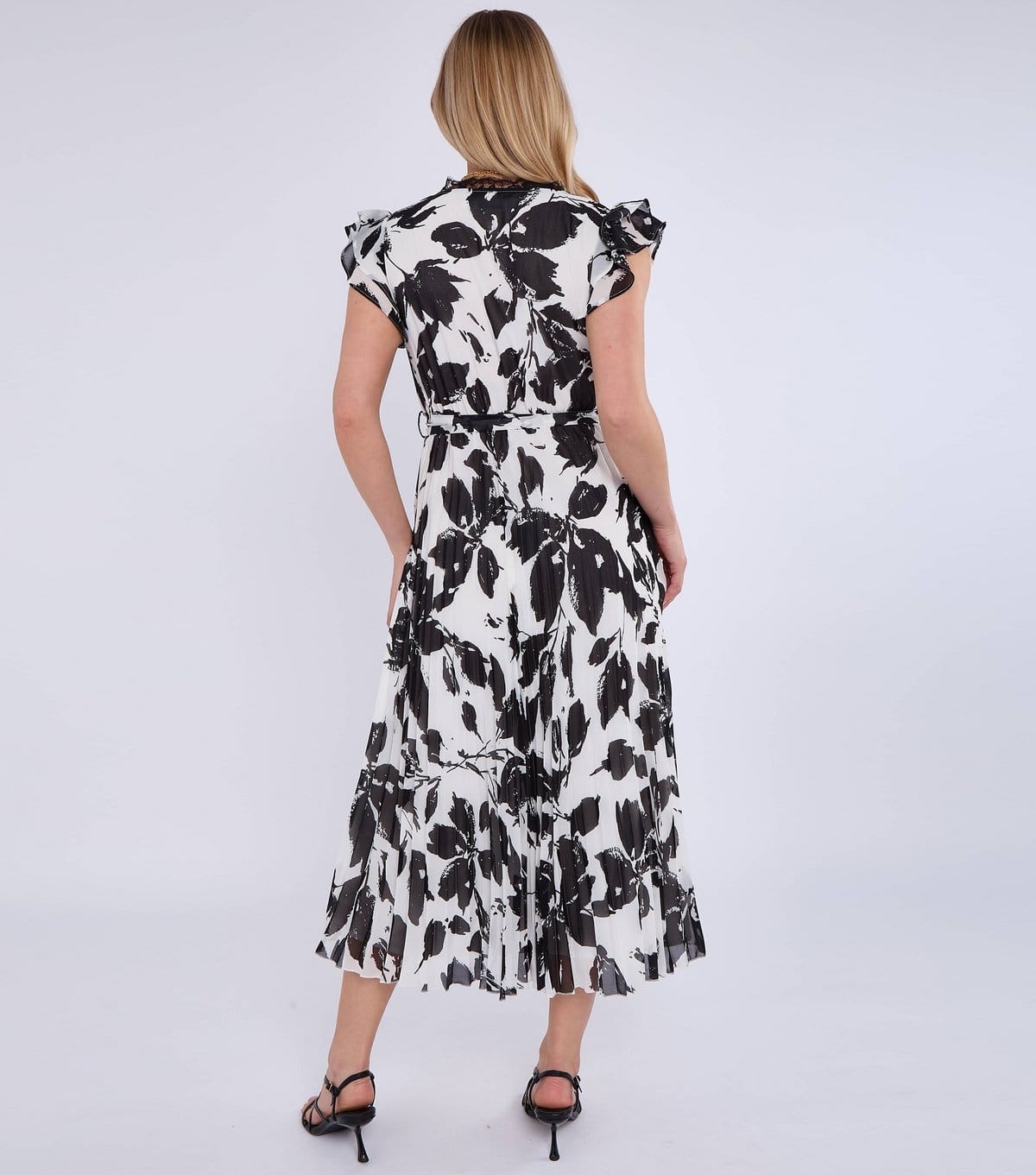 Gini London Women's Black Floral Print Midi Wrap Dress Gini London New Look - 4