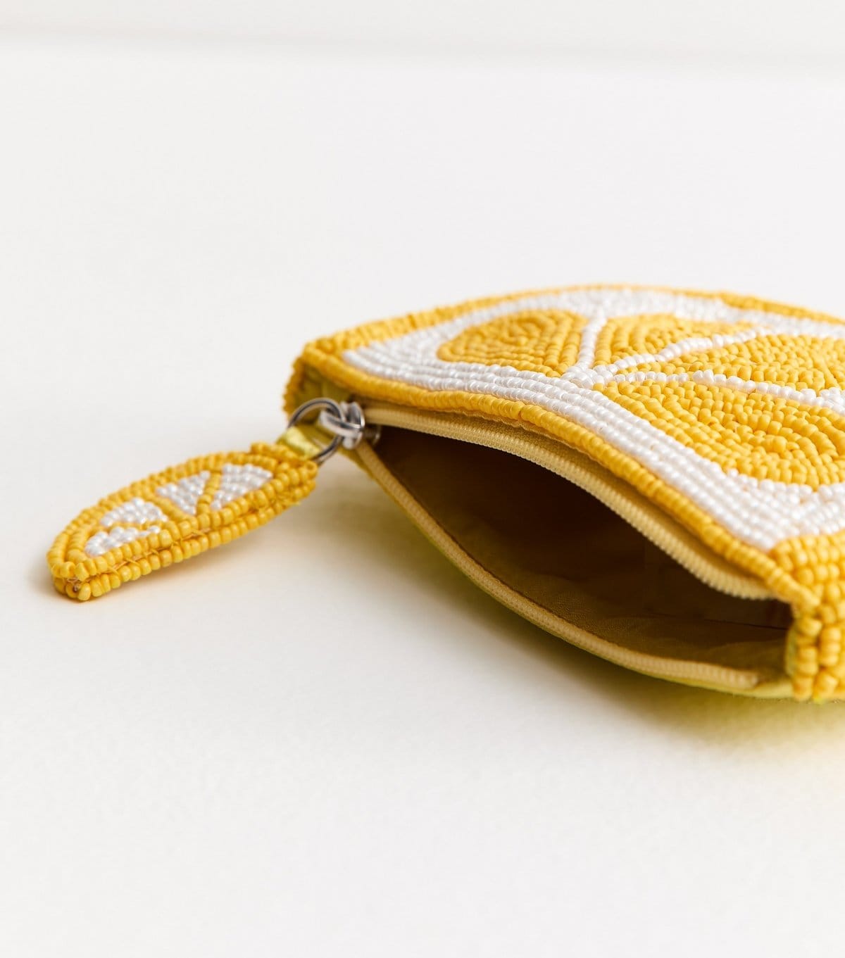 New Look Yellow Beaded Lemon Shaped Purse New Look - 4