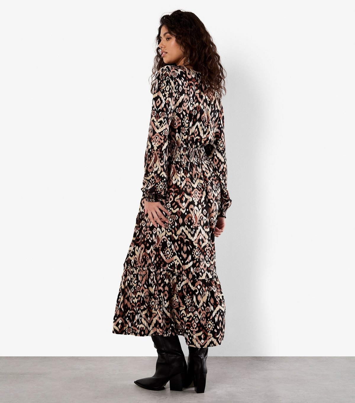 Apricot Women's Black Abstract Print Midaxi Dress Apricot New Look - 2