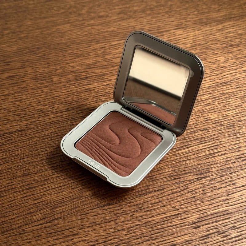 r.e.m. beauty r.e.m beauty hypernova satin matte bronzer - espresso martini (RRP24) - 1