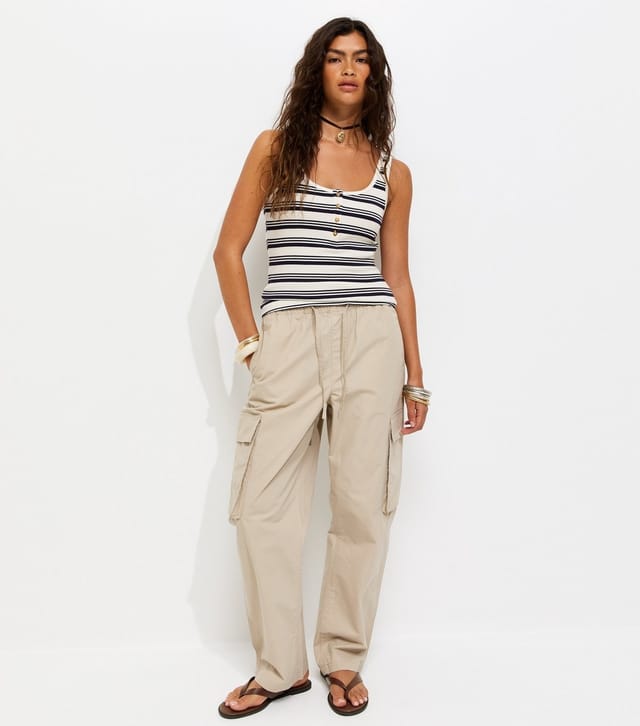 New Look Women's Cream and Navy Striped Henley U-Neck Vest Top New Look - 3