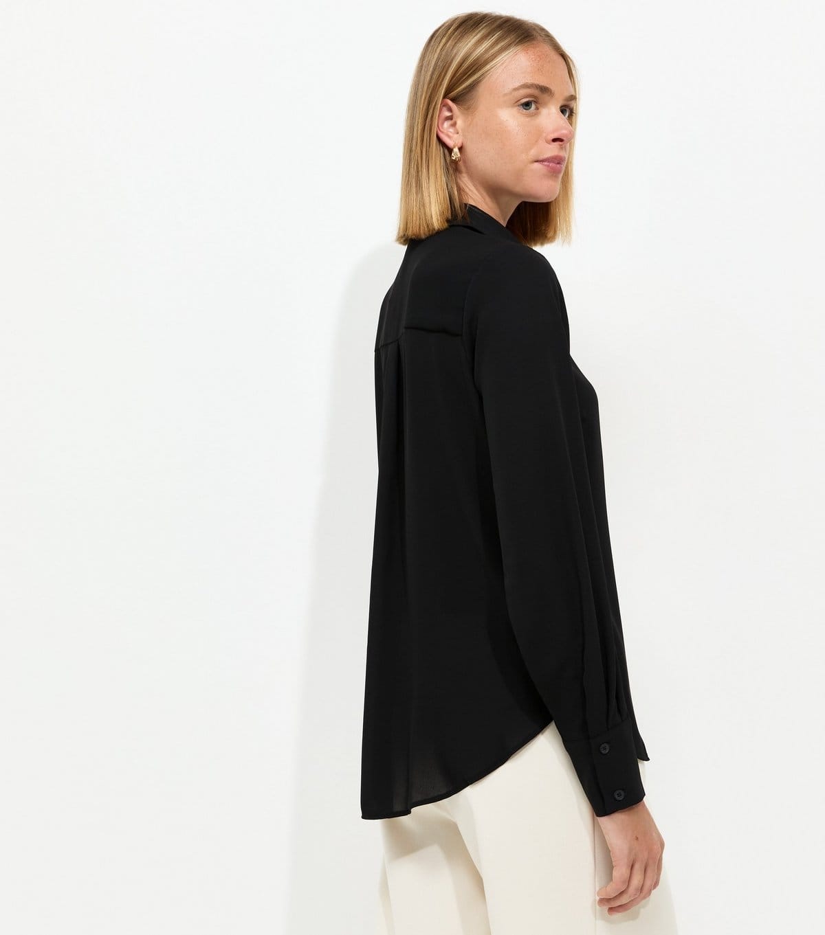 New Look Women's Black Plain Gold Button Shirt New Look - 4