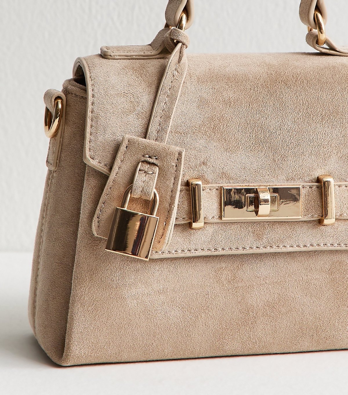 New Look Mink Faux Suede Mini Turn Lock Crossbody Bag New Look - 2