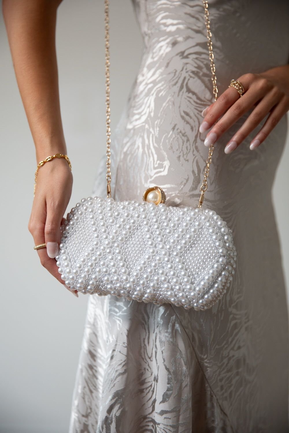 SVNX SVNX Women's White Beaded Clutch Bag - 1