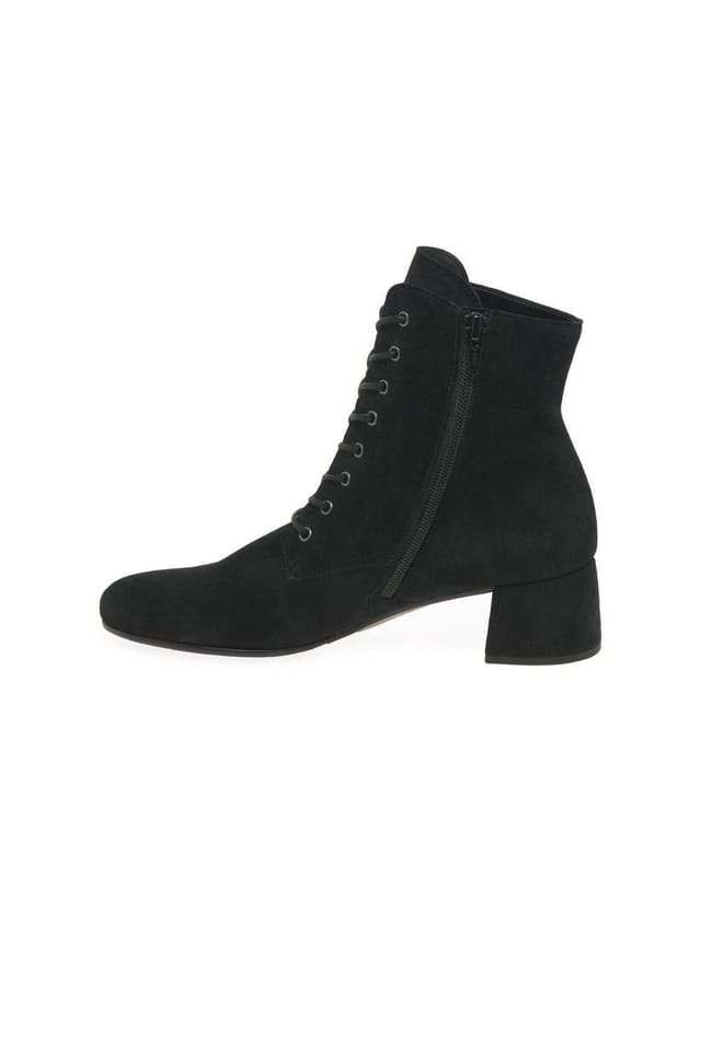 Gabor Gabor Women's 'Aspen' Ankle Boots in Black - 2