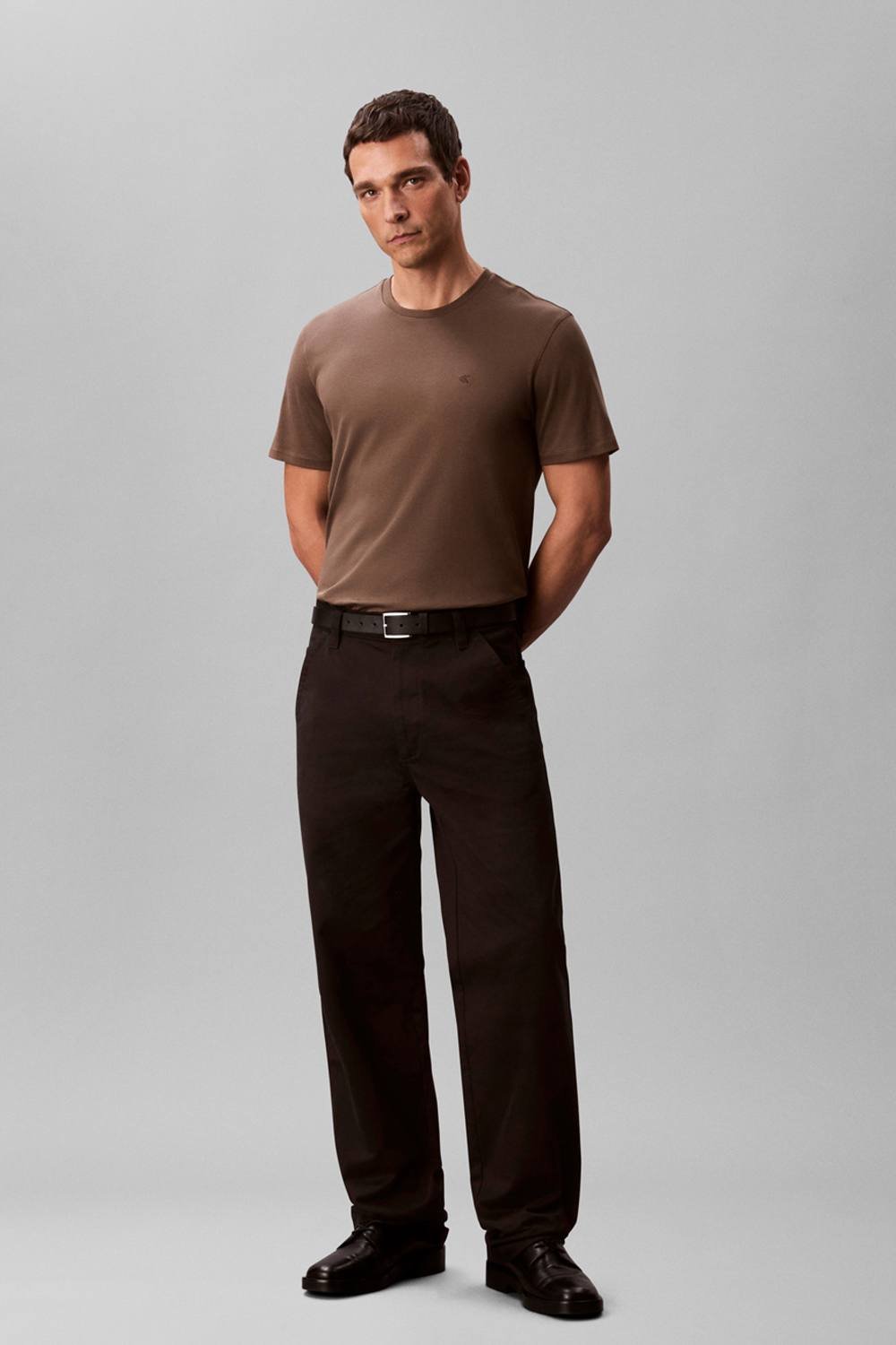 Calvin Klein Calvin Klein Men's Ss Supima Chest Emb Crewneck Tee Grey - 2