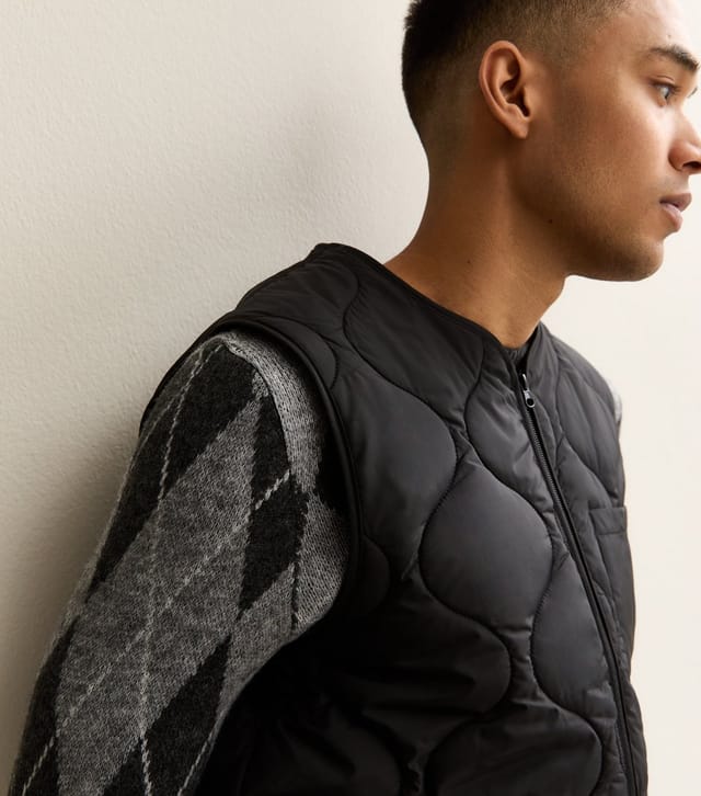 New Look Men's Black Regular Quilted Patch Pocket Gilet New Look - 2