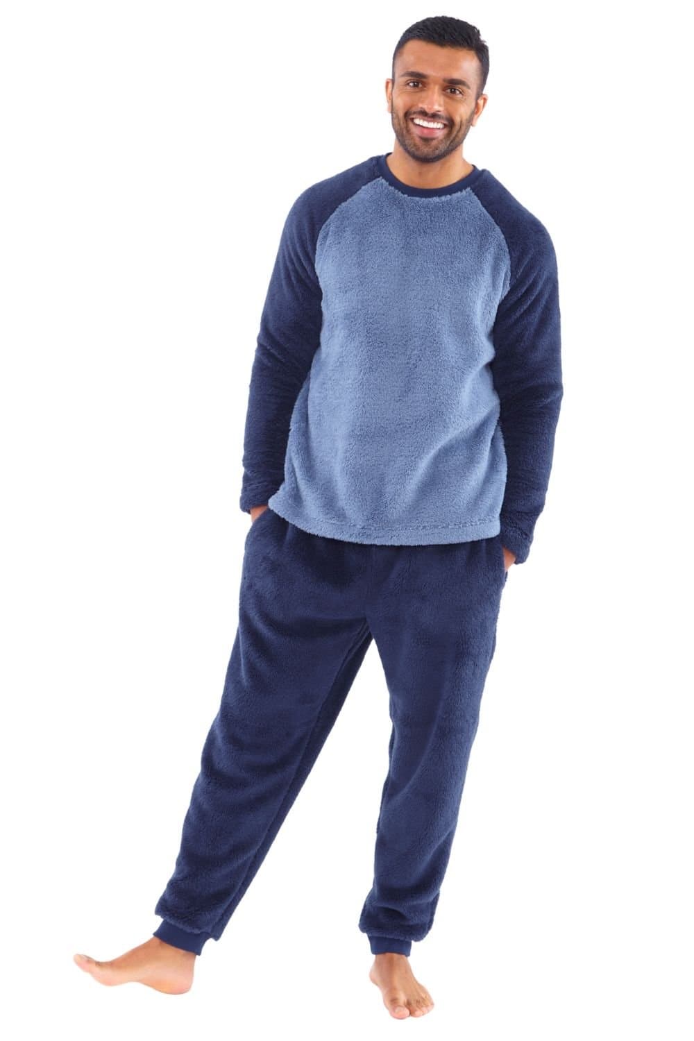 Just Essentials Just Essentials Men's 2 Piece Fleece Lounge Set in Navy