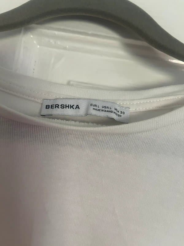 Bershka Beershks plain whit tshirt