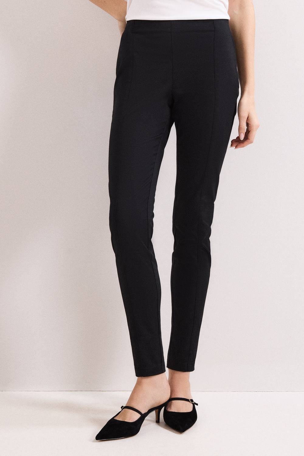 Phase Eight Phase Eight Women's Charlie High Rise Slim Fit Trouser in Black - 3
