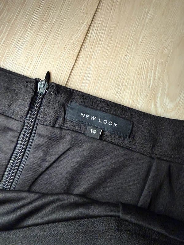 New Look Ladies black Embroidered Mini Skirt