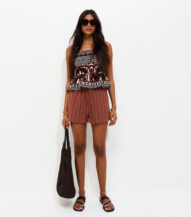 New Look Women's Red Cotton Rich Woven Striped Shorts New Look - 2