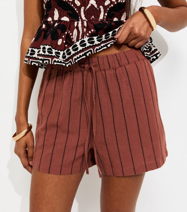 New Look Women's Red Cotton Rich Woven Striped Shorts New Look - 3