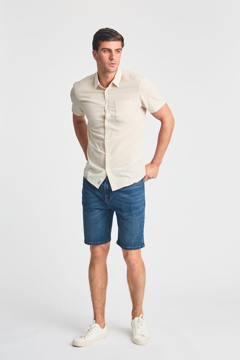 Tokyo Laundry Tokyo Laundry Men's Linen Blend Short Sleeve Button-Up Shirt with Chest Pocket in Natural - 2