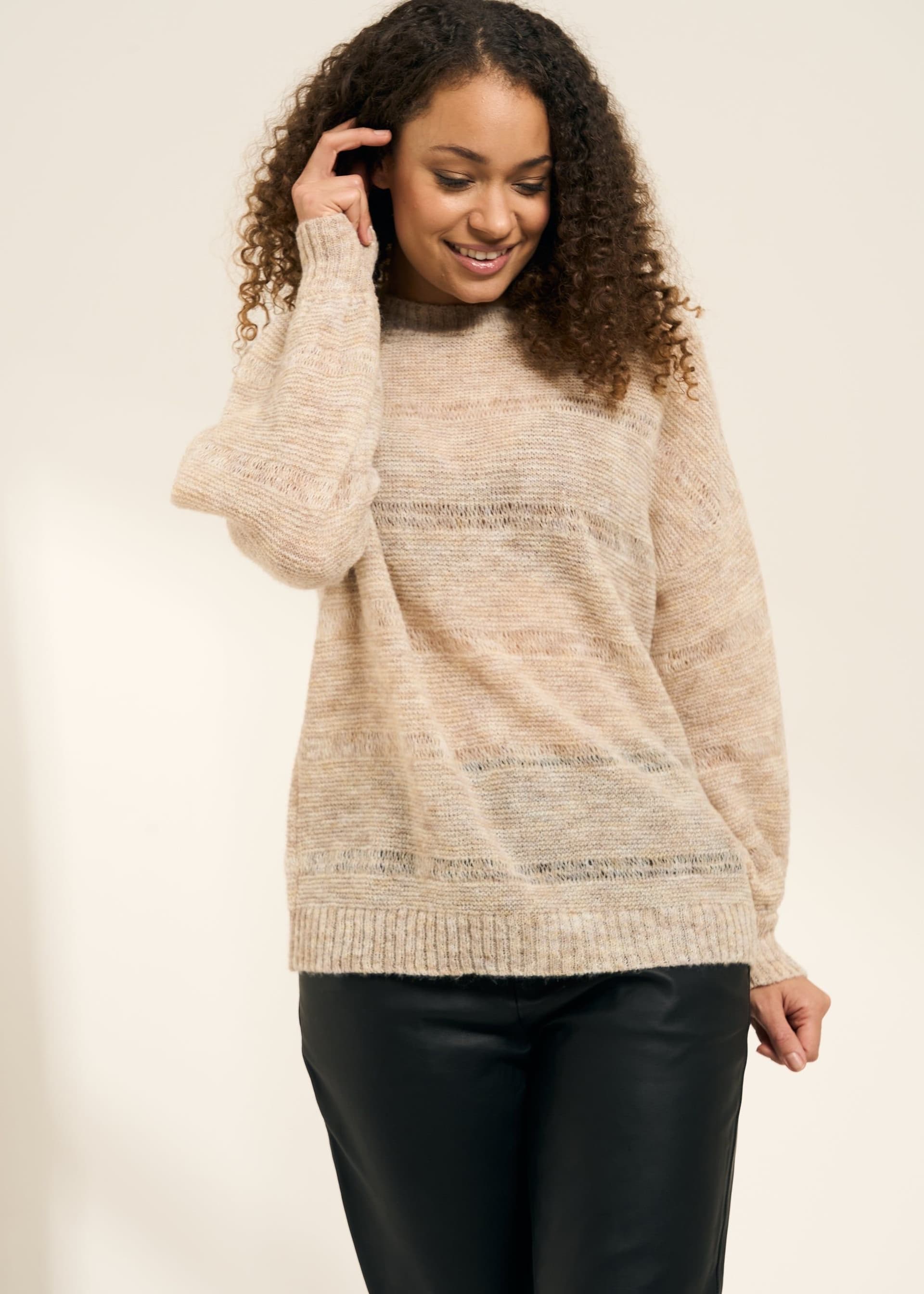 Truly Truly Women's Beige Open Knit Jumper