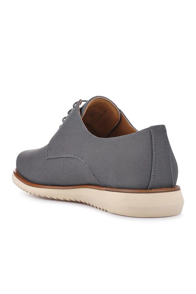 Jones Bootmaker Jones Bootmaker Men's Laird Wide-Fit Lace-Ups in Grey - 3