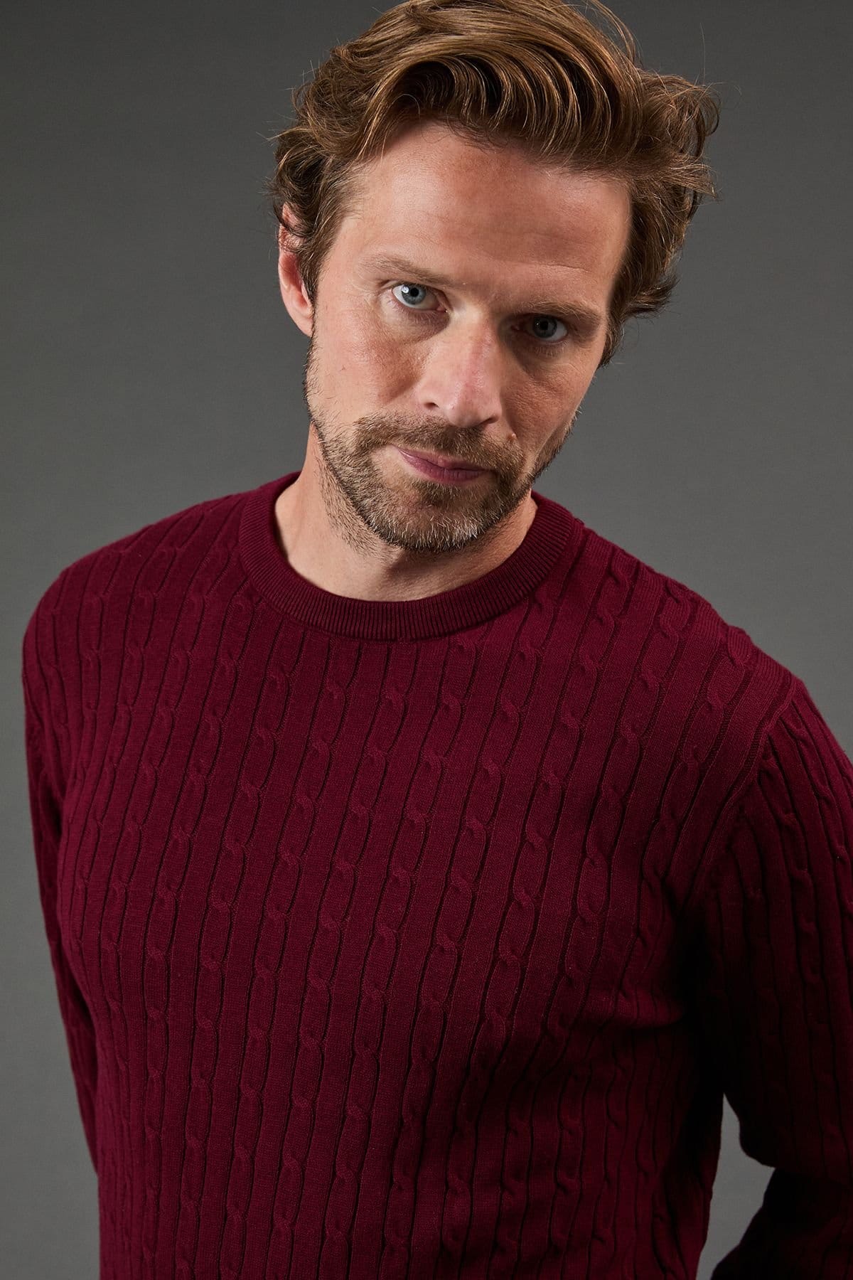 Maine Maine Men's Premium Pure Cotton Cable Crew Neck Jumper in Burgundy - 4