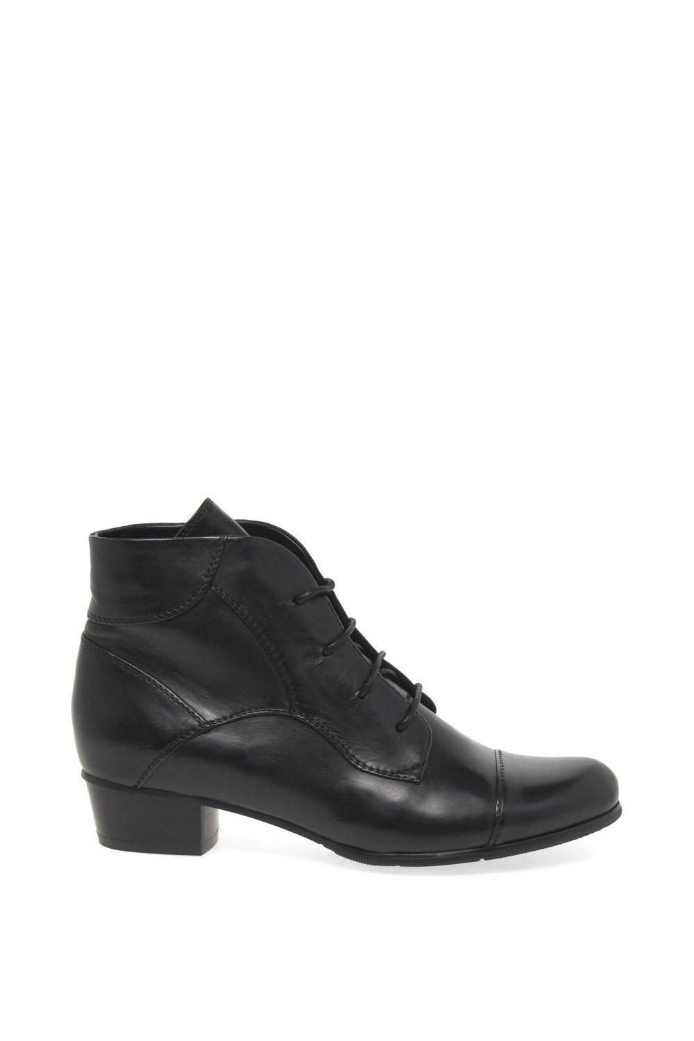Regarde le Ciel Regarde Le Ciel Women's 'Stefany 123' Victorian Lace Up Leather Ankle Boots in Black - 3