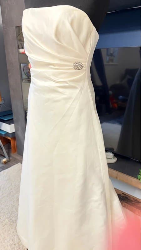 Alfred Angelo NWT ex sample Alfred angelo petite size 6/8