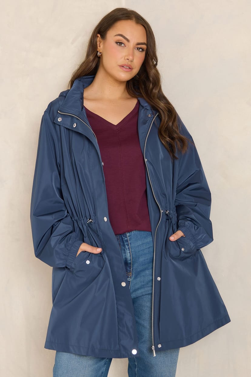 Evans Evans Women's Lightweight Rain Jacket in Mid Navy - 1