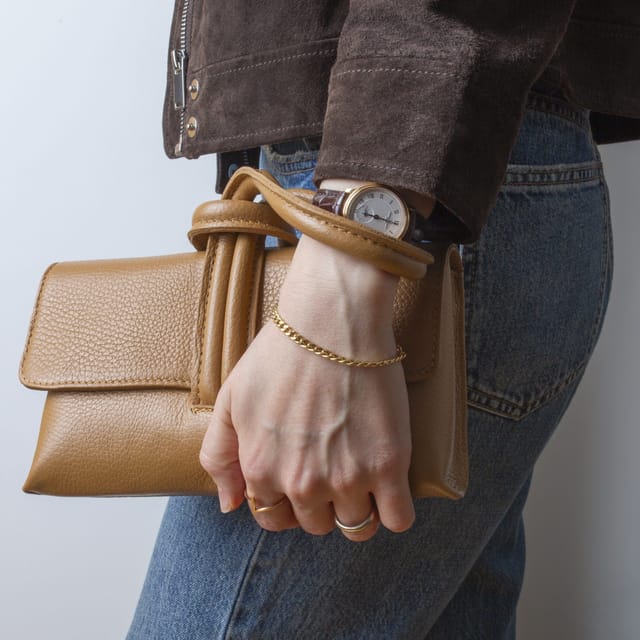 Woodland Leathers Woodland Leathers Women's Women's Italian Leather Convertible Clutch Bag in Green - 2