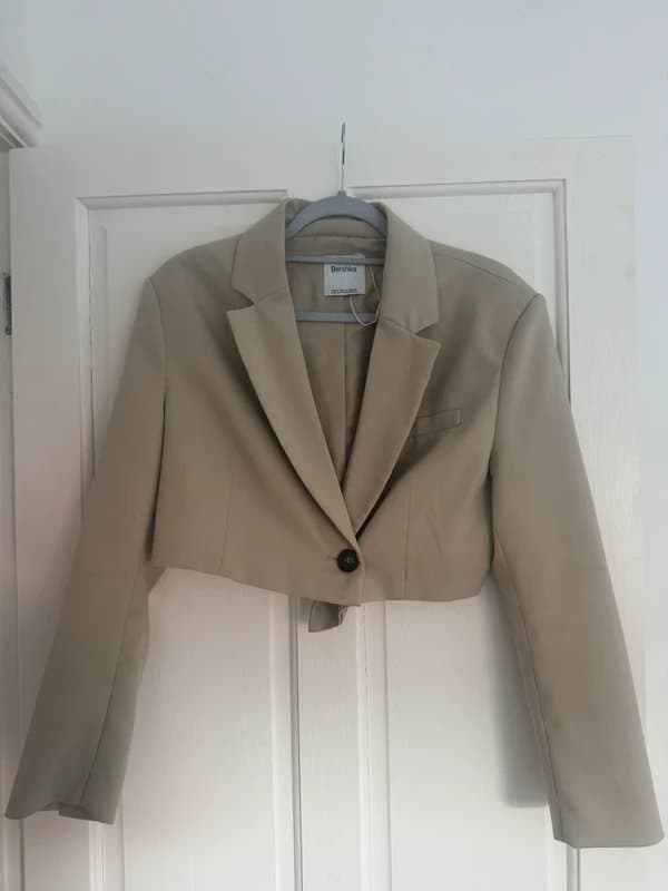 Bershka Bershka cropped blazer top