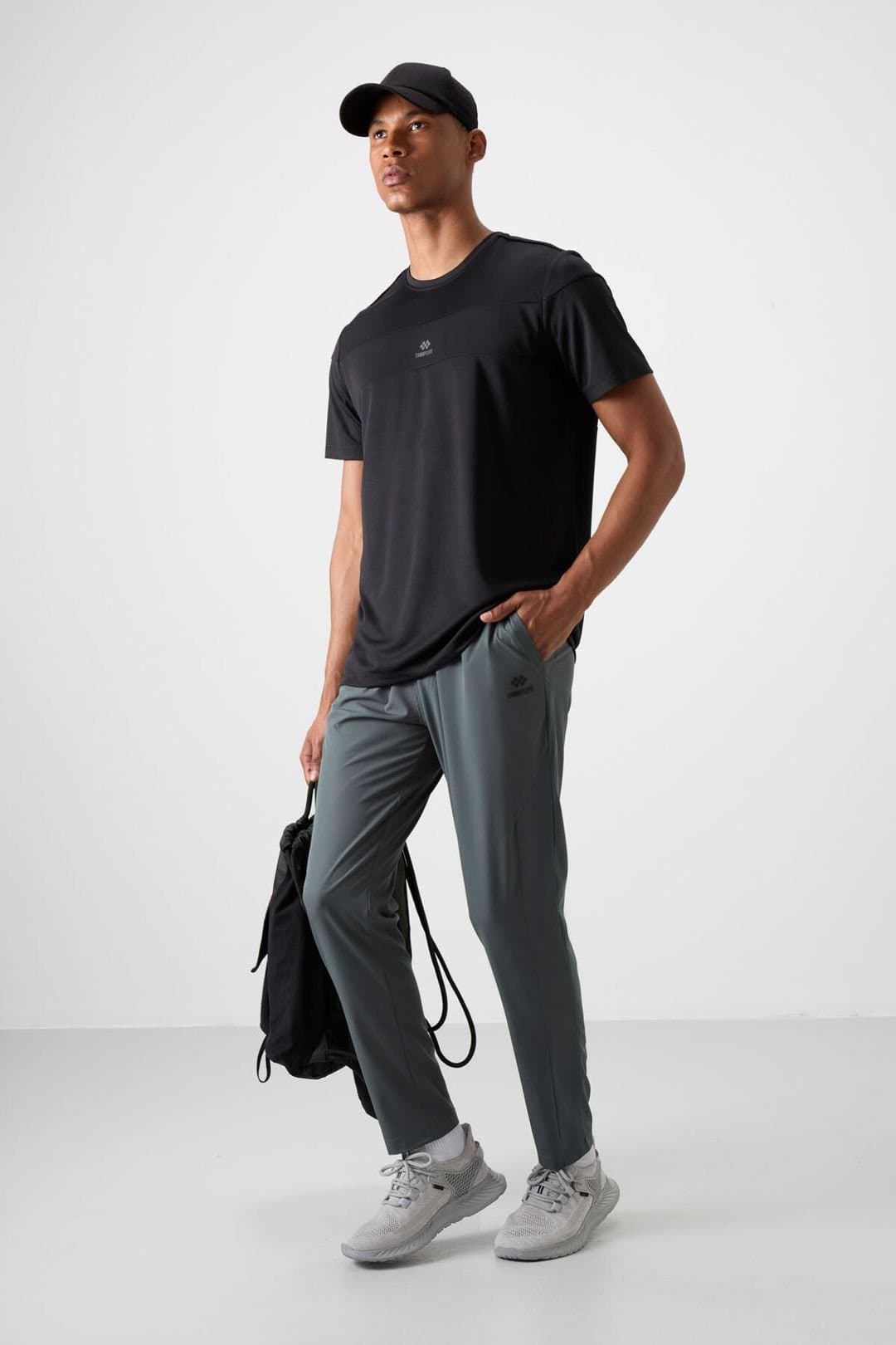 Tommy Life Tommy Life Men's Straight-leg Seamless Sweatpants in Grey