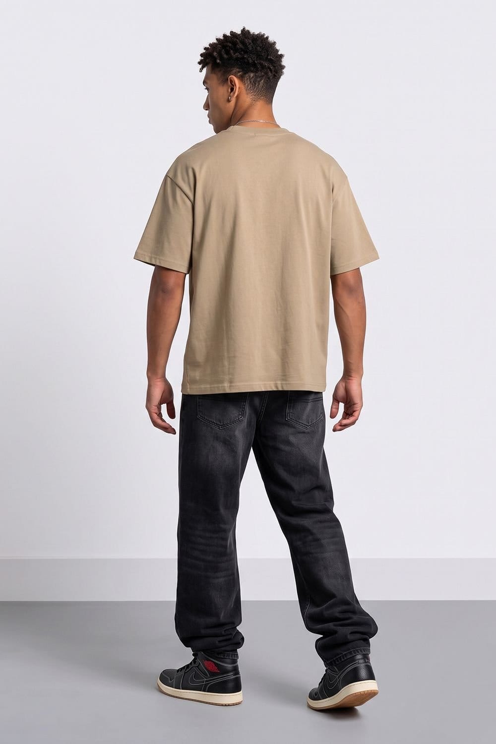 LONDON ATTITUDE LONDON ATTITUDE Men's Retro Graphic Oversized Heavyweight Streetwear T-Shirt in Light Sand - 4