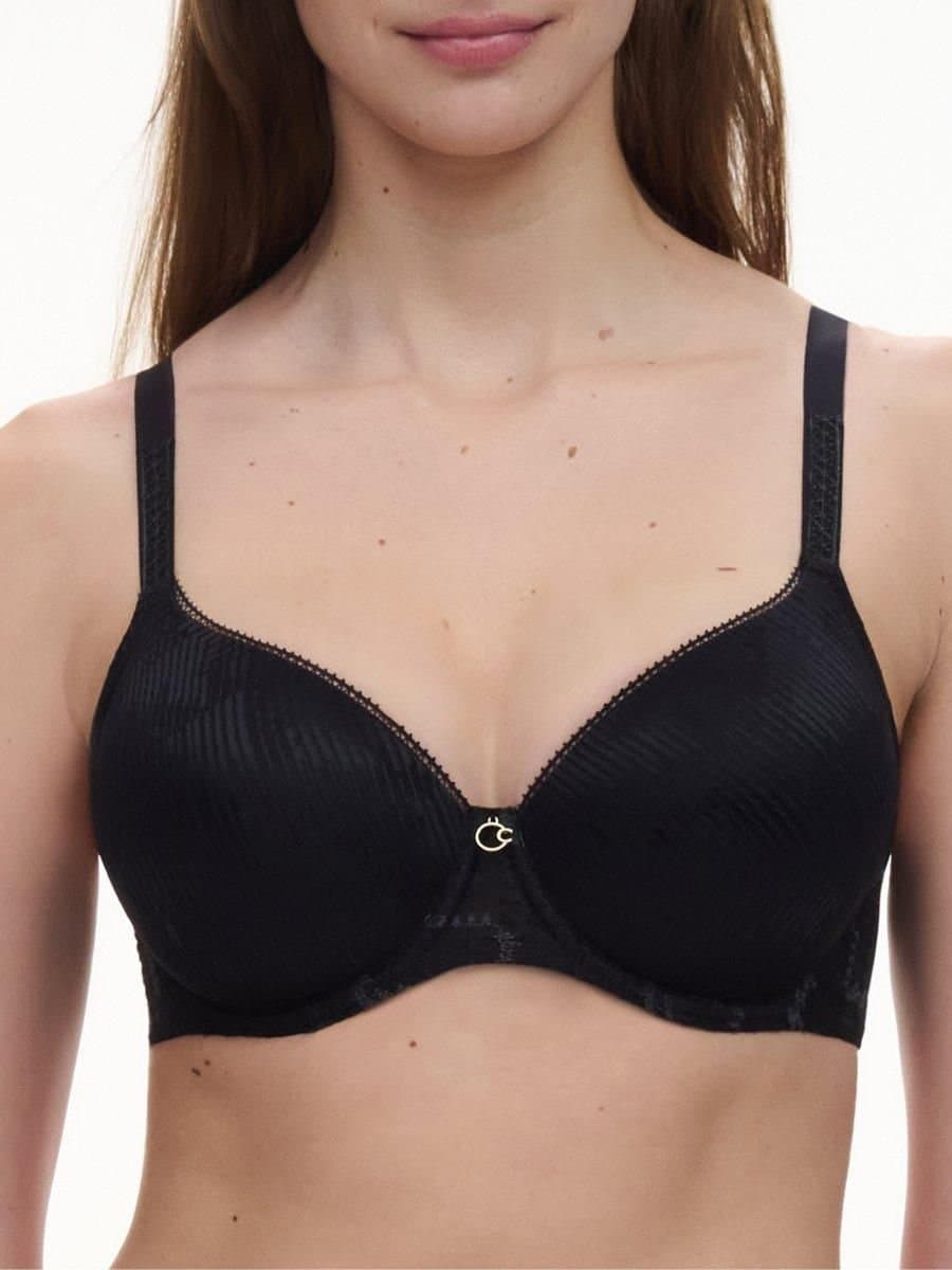 Chantelle Chantelle Women's Intrigue Memory Foam T-Shirt Bra in Black