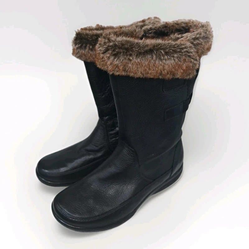 Clarks Clarks Kearns Stella Black Leather Mid High Fur Lined Boots UK 7D Brand New