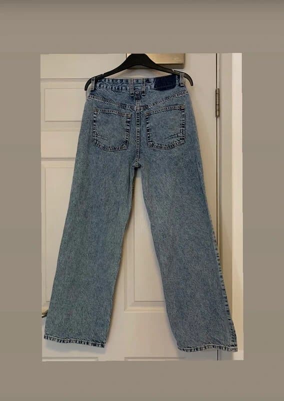 ASOS Design ASOS High waisted Relaxed Straight Leg Jeans