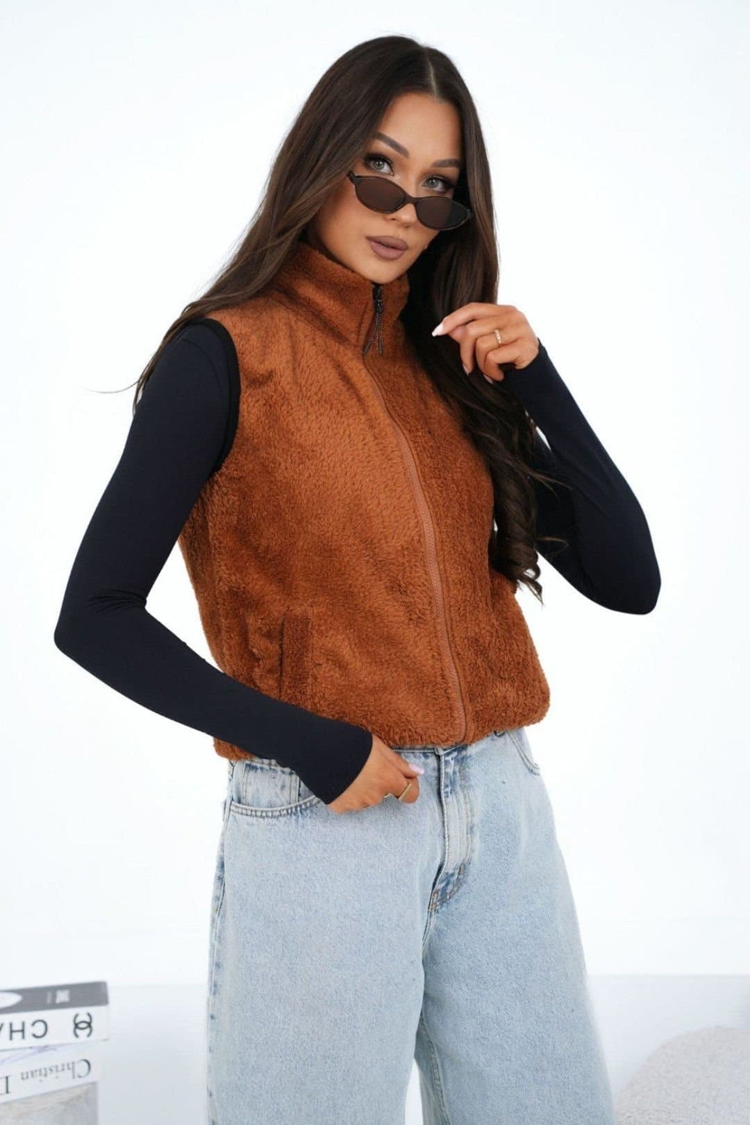 Love Lace Love Lace Women's Stylish Furry Polyester Zip Vest with Pockets in Brown