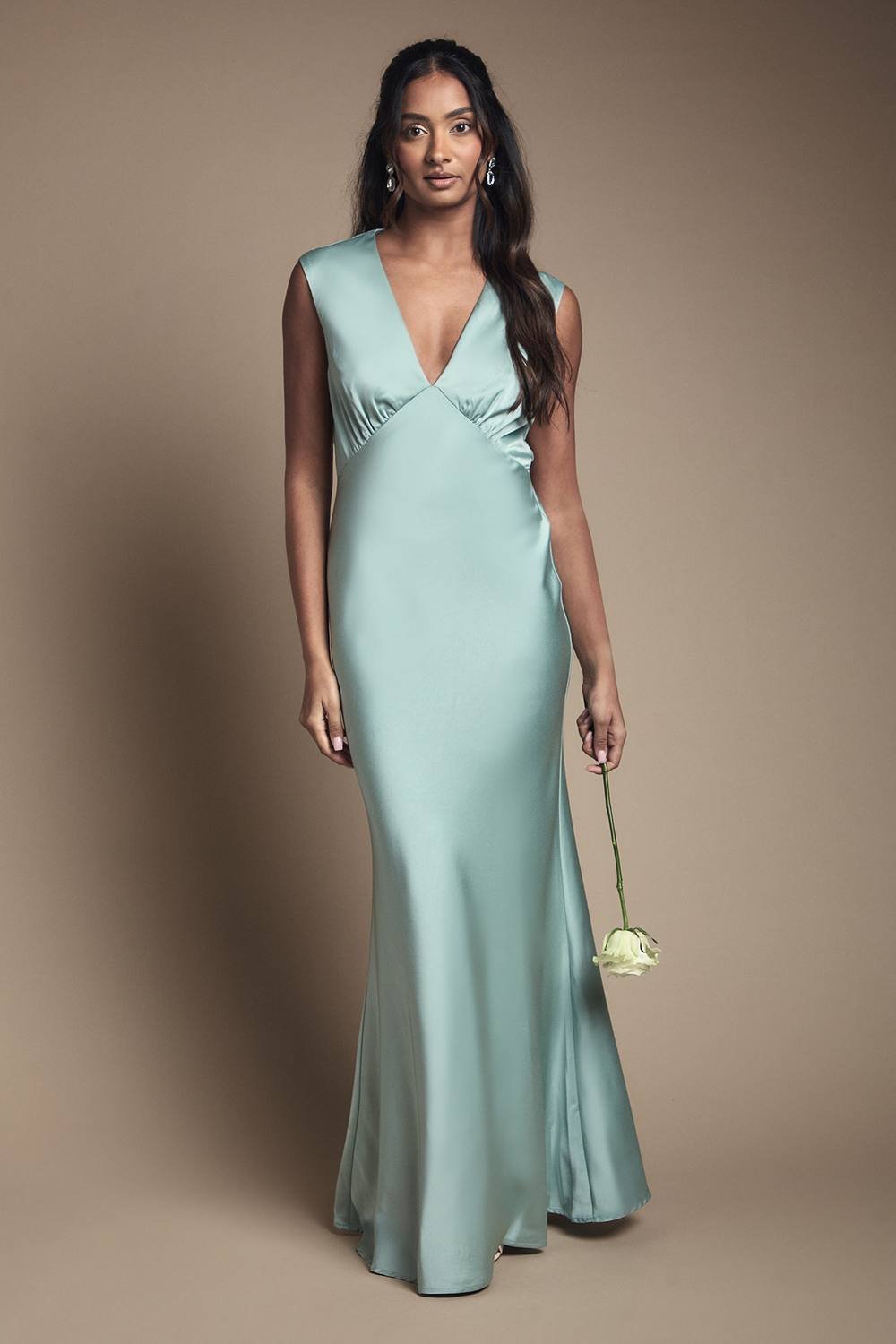 Oasis Oasis Women's Satin Open Back Detail Maxi Bridesmaid Dress in Sage - 4