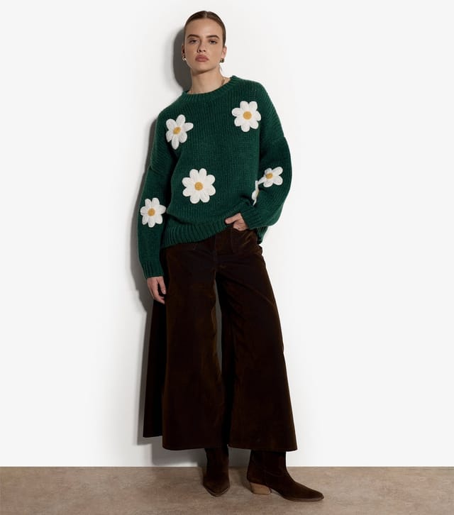 Apricot Women's Green Embroidered Daisies Jumper Apricot New Look - 2