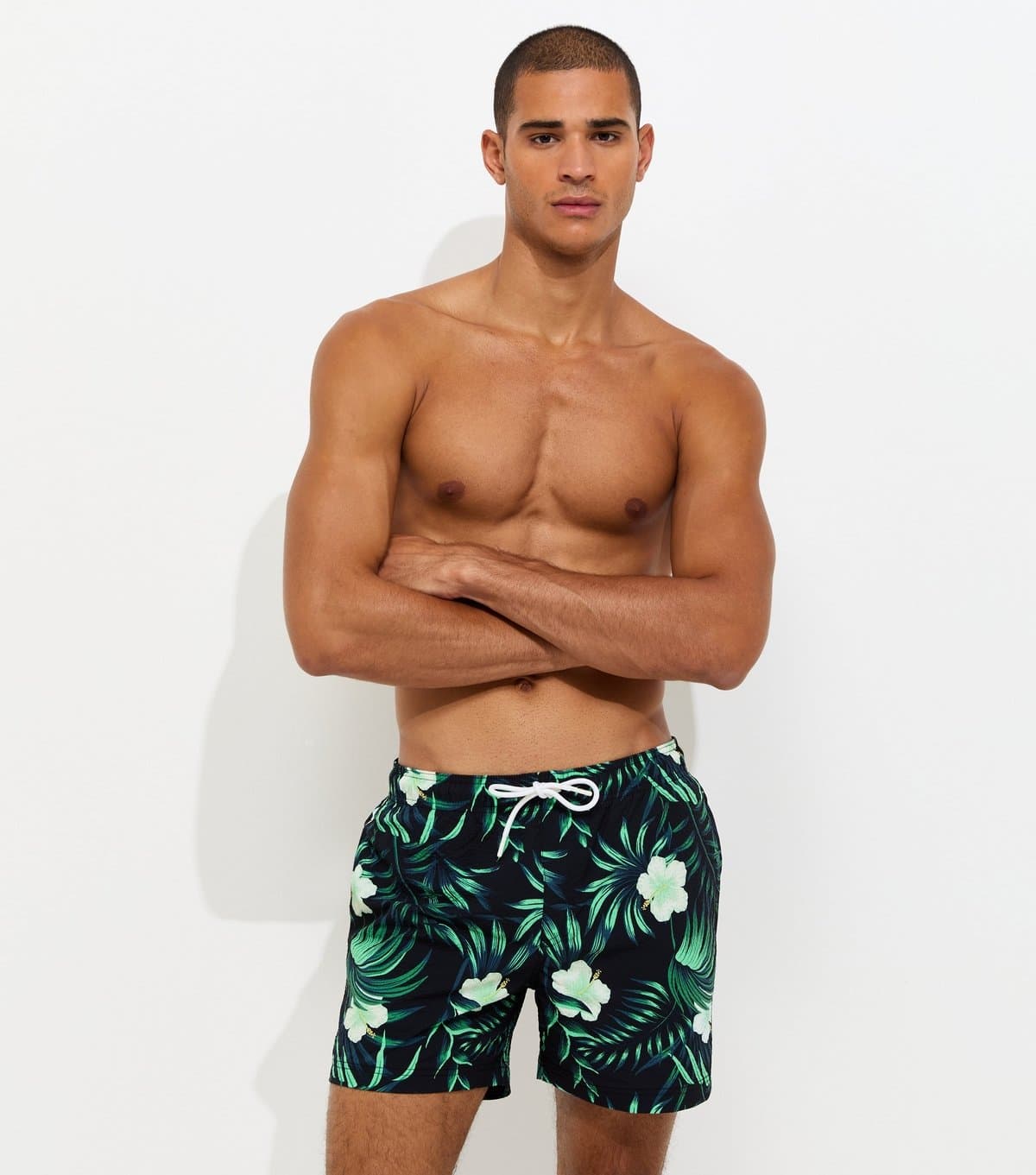 jack & jones Men's Black Hibiscus Print Seersucker Swim Shorts Jack & Jones New Look