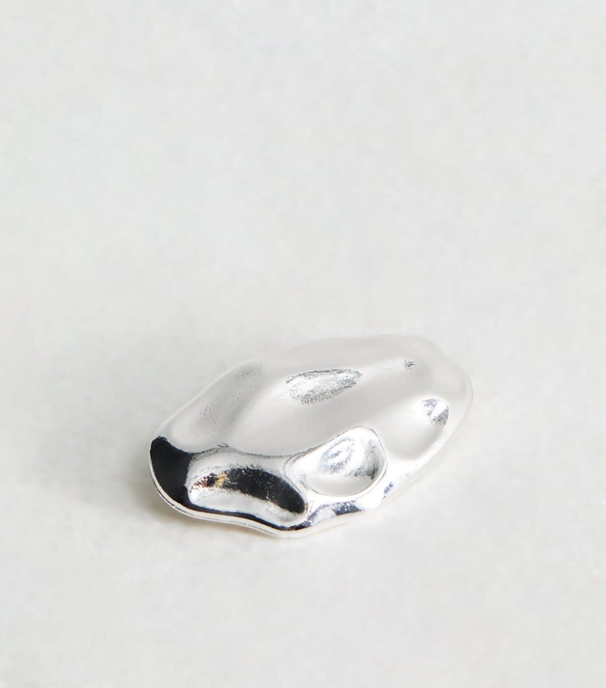 New Look Silver Tone Beaten Abstract Oval Brooch New Look