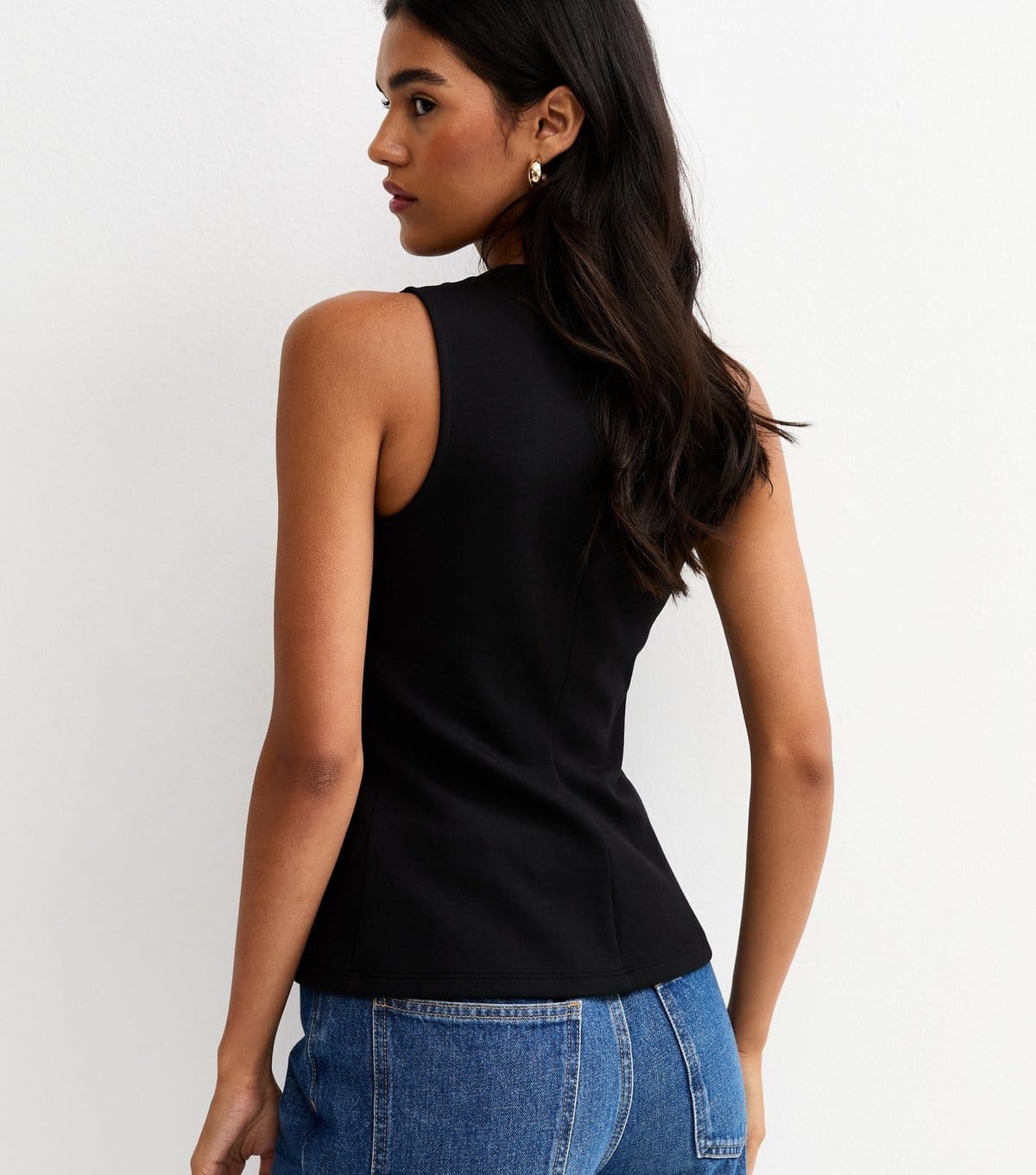 New Look Women's Black Jersey Crew Neck Faux Pearl Button Waistcoat New Look - 4