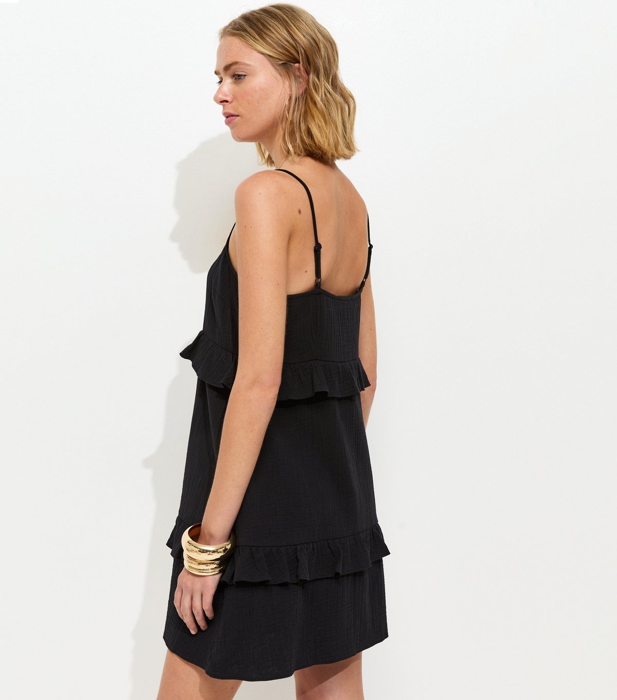 New Look Women's Black Crinkle Texture Ruffle Trim Mini Dress New Look - 4