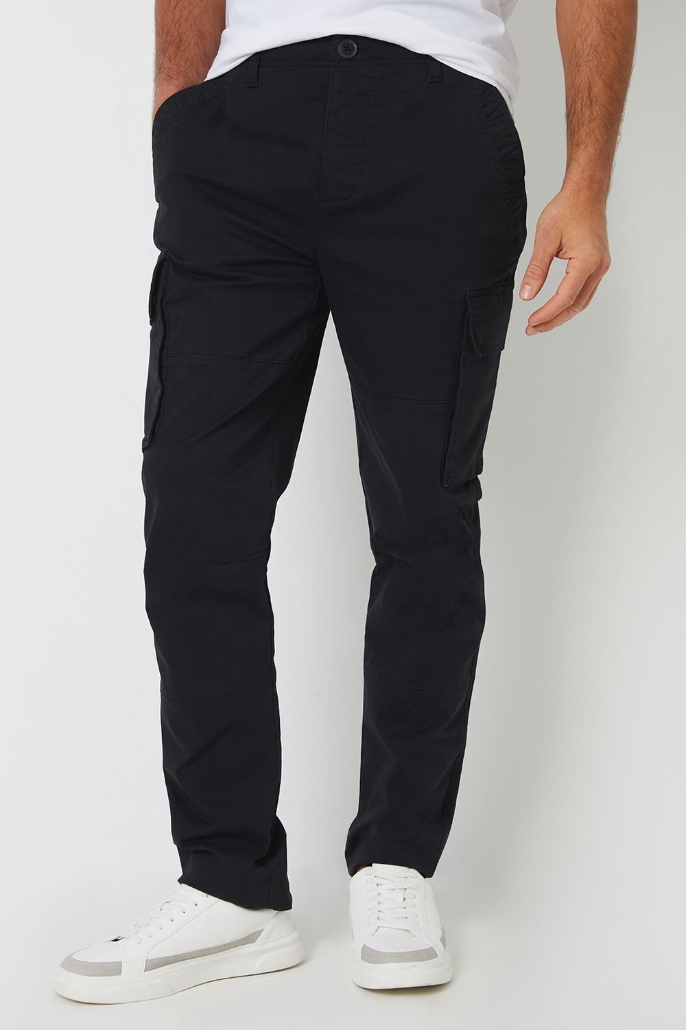 Saltwell Saltwell Men's Stretch Cotton Blend Cargo Trousers in Black - 3